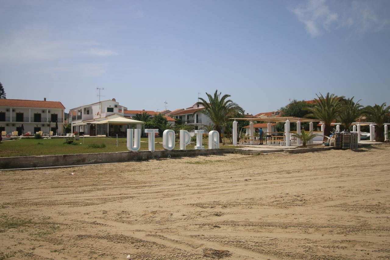 Utopia Kavos Bagian luar foto
