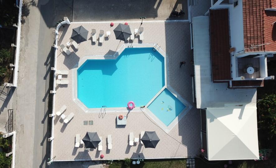 Utopia Kavos Bagian luar foto