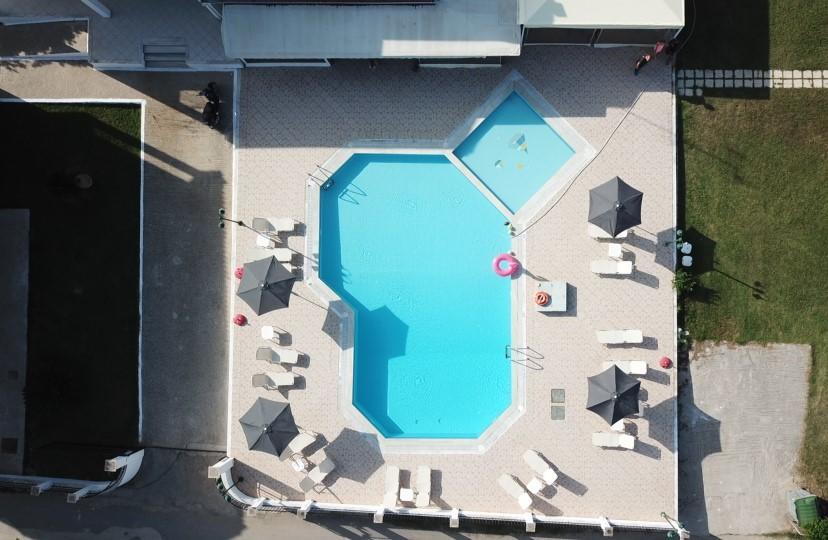 Utopia Kavos Bagian luar foto
